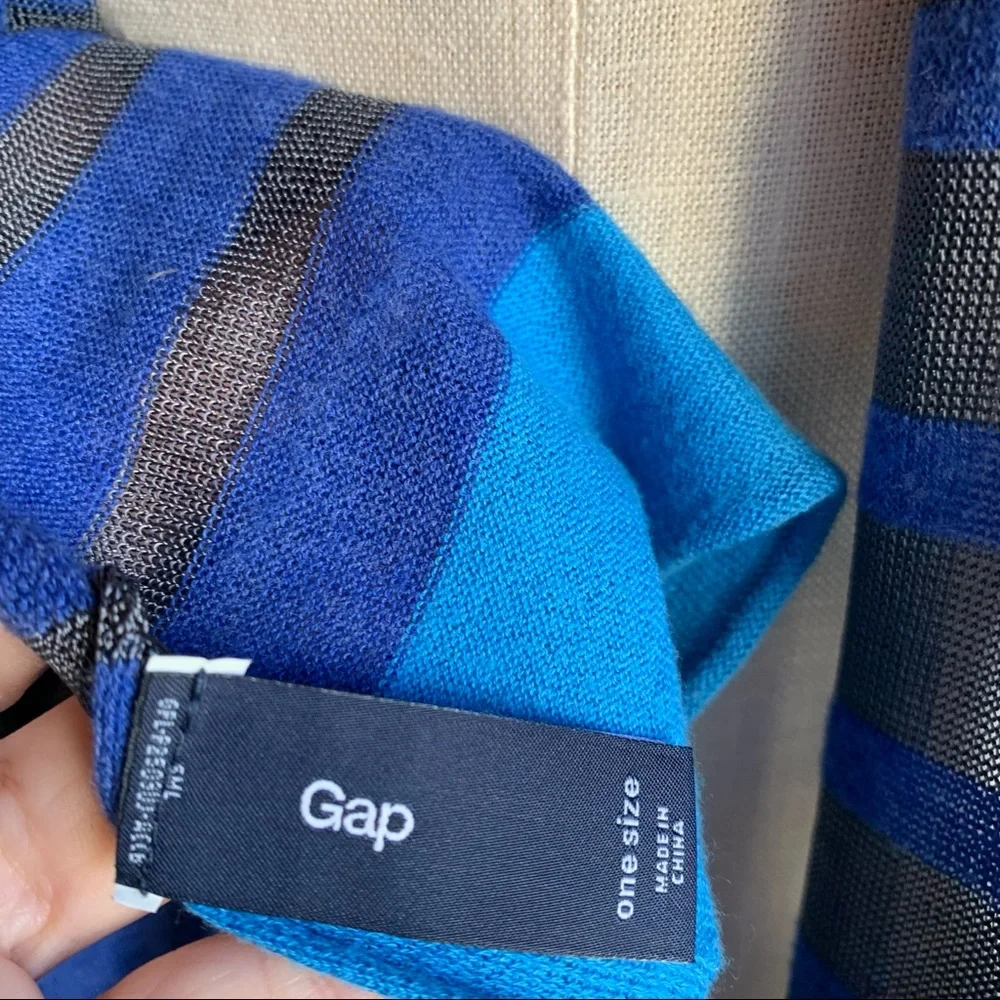 GAP blue stripe scarf & Preview green and black zig zag pattern extra long